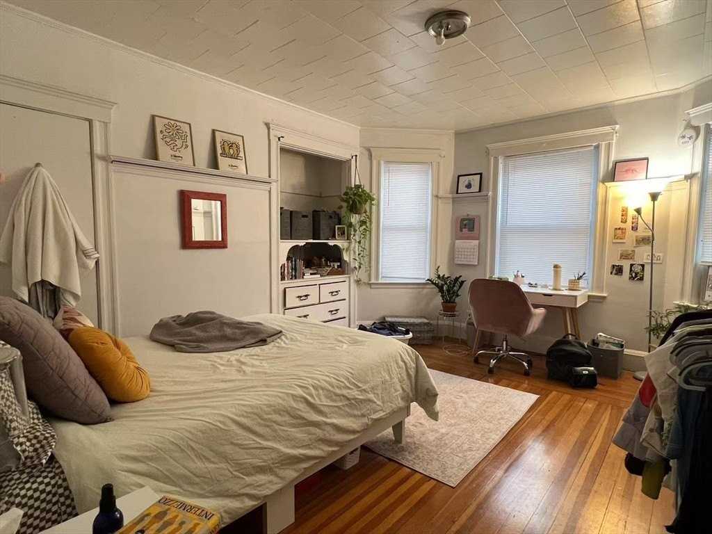 21 Chester St #2 - Photo 6 of 9