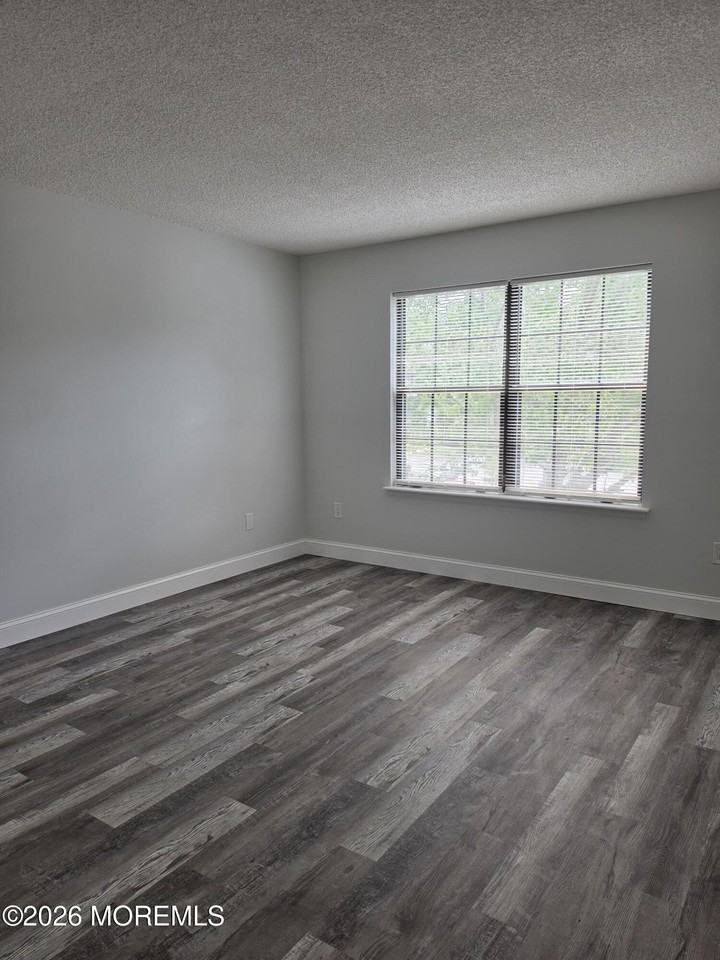26 Colonial Ct - Photo 6 of 11
