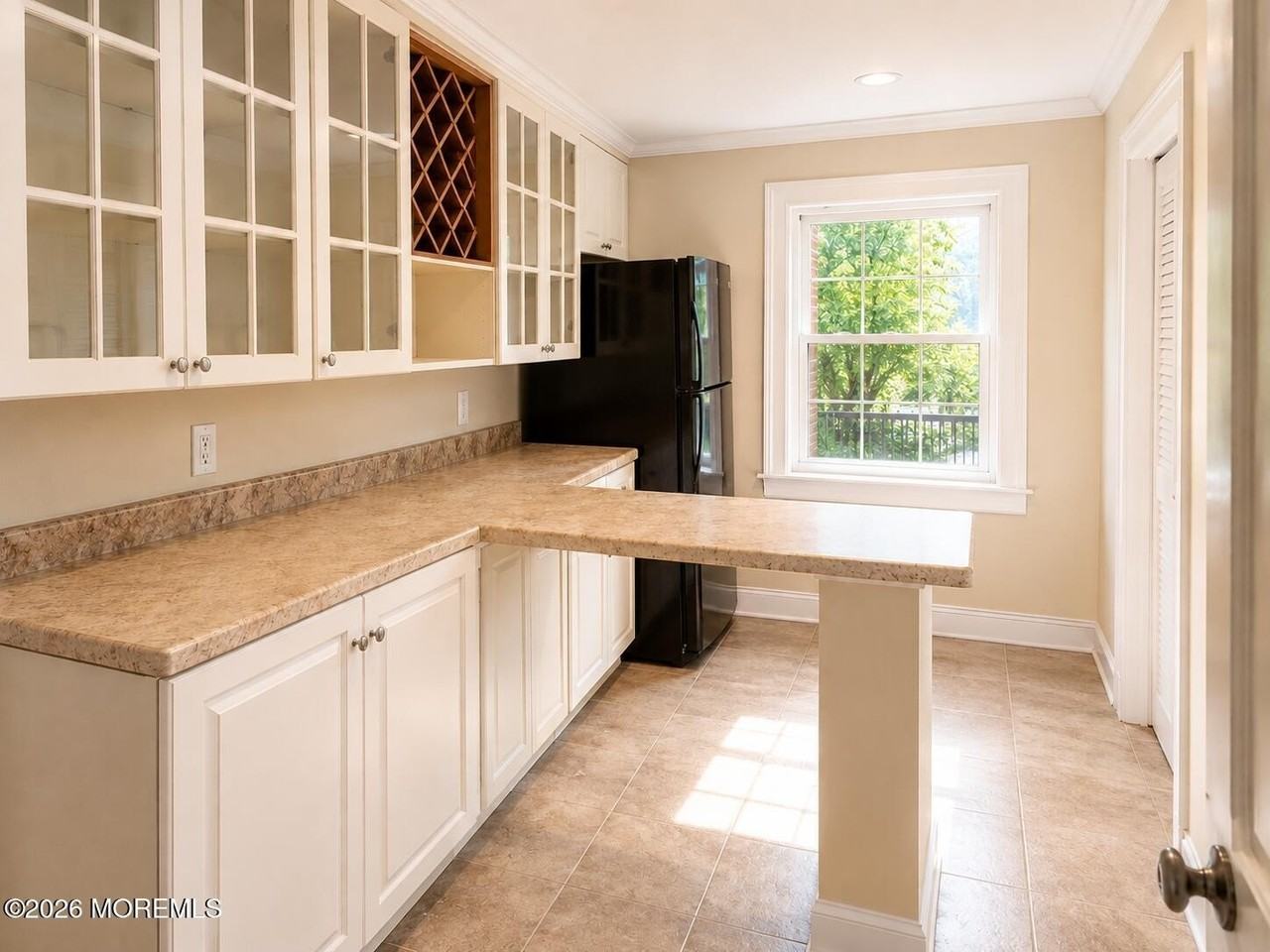 129 Rumson Rd - Photo 7 of 13