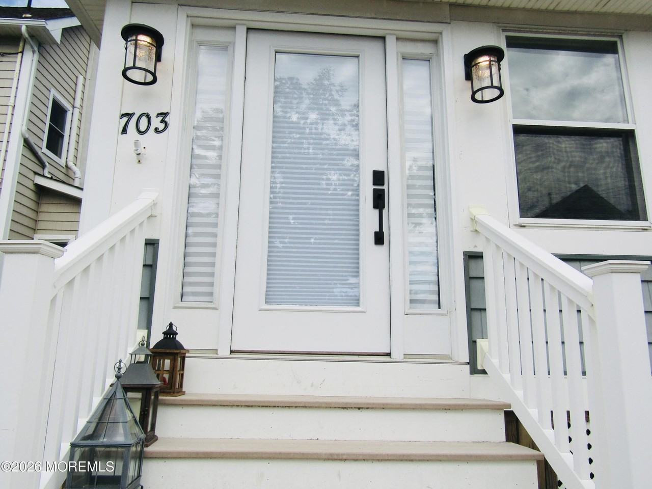 703 Central Ave - Photo 2 of 30
