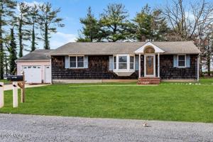 featured image of 918 Charles Dr