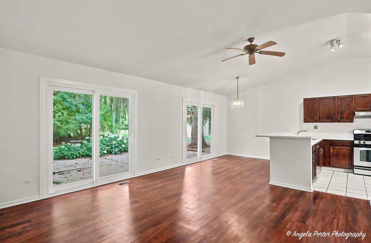 3287 Medford Ct - Photo 7 of 28
