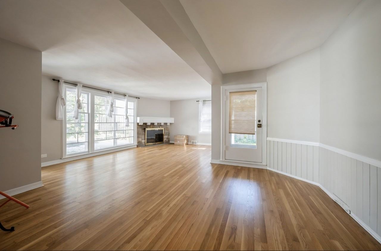 1578 Mccraren Rd - Photo 2 of 12