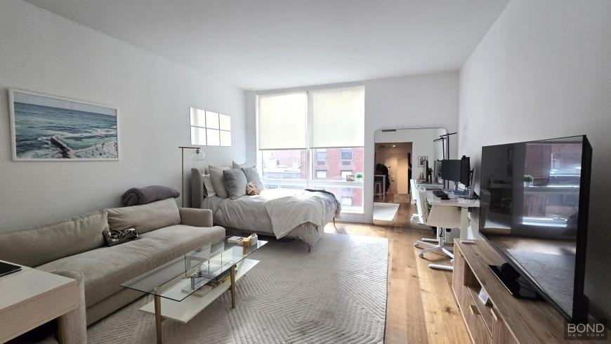 325 Lexington Ave