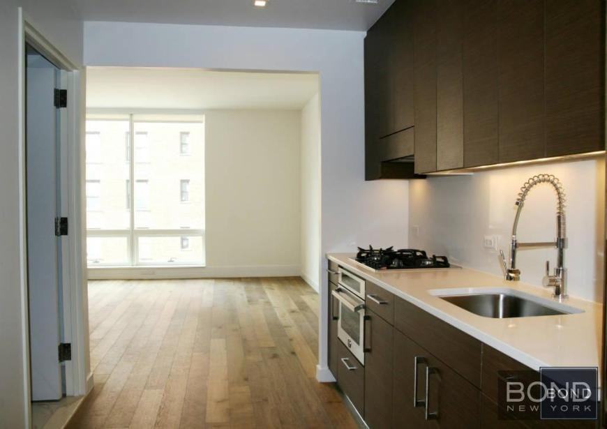 325 Lexington Ave - Photo 3 of 10