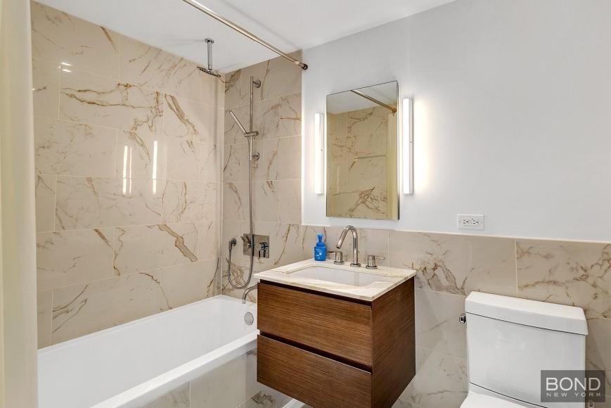 325 Lexington Ave - Photo 7 of 10