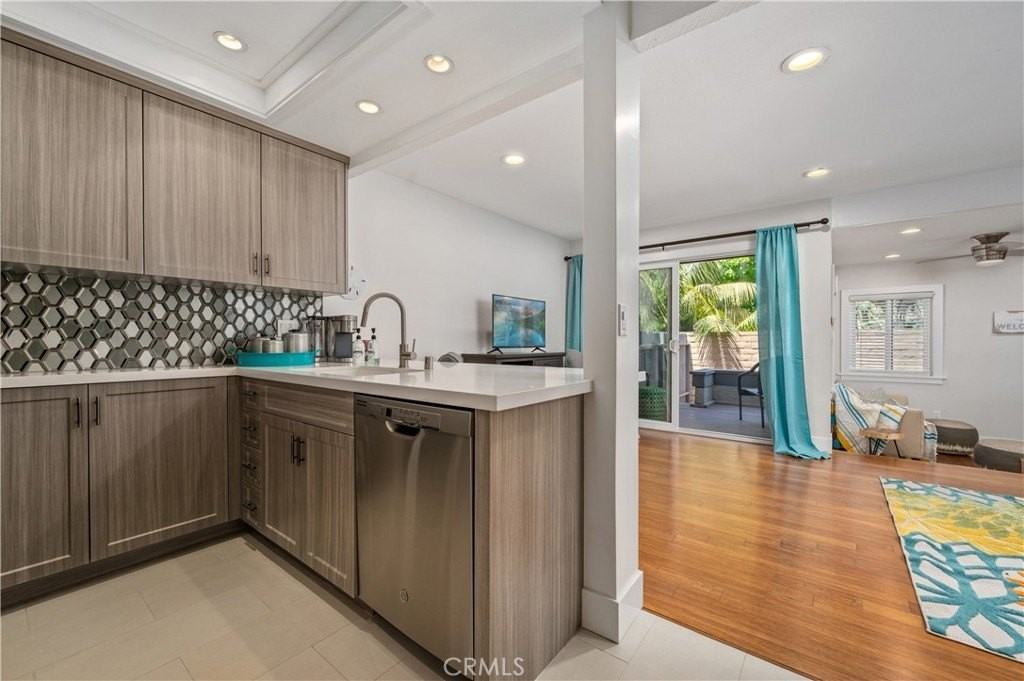 17082 Pacific Coast Hwy #102 - Photo 6 of 46