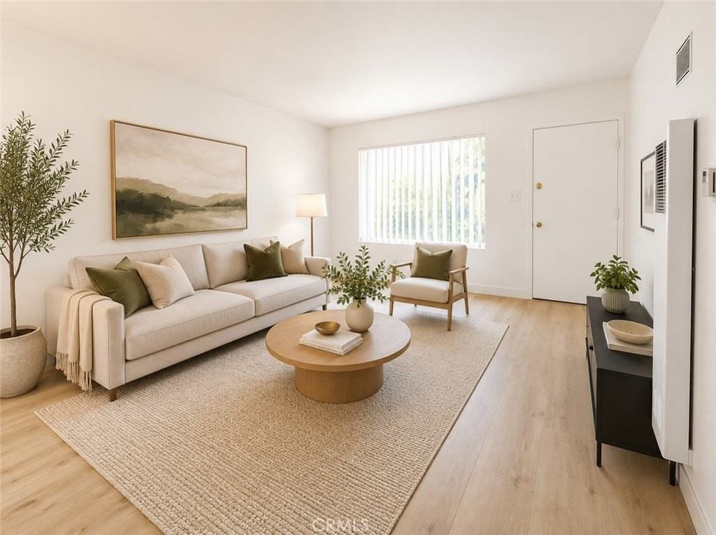 15915 Orizaba Ave - Photo 3 of 10