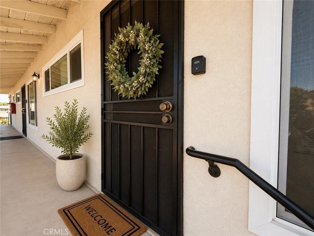 15915 Orizaba Ave - Photo 6 of 10