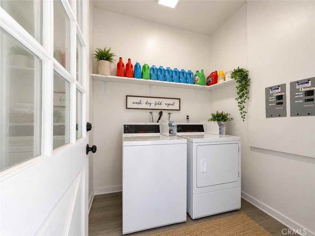 15915 Orizaba Ave - Photo 7 of 10
