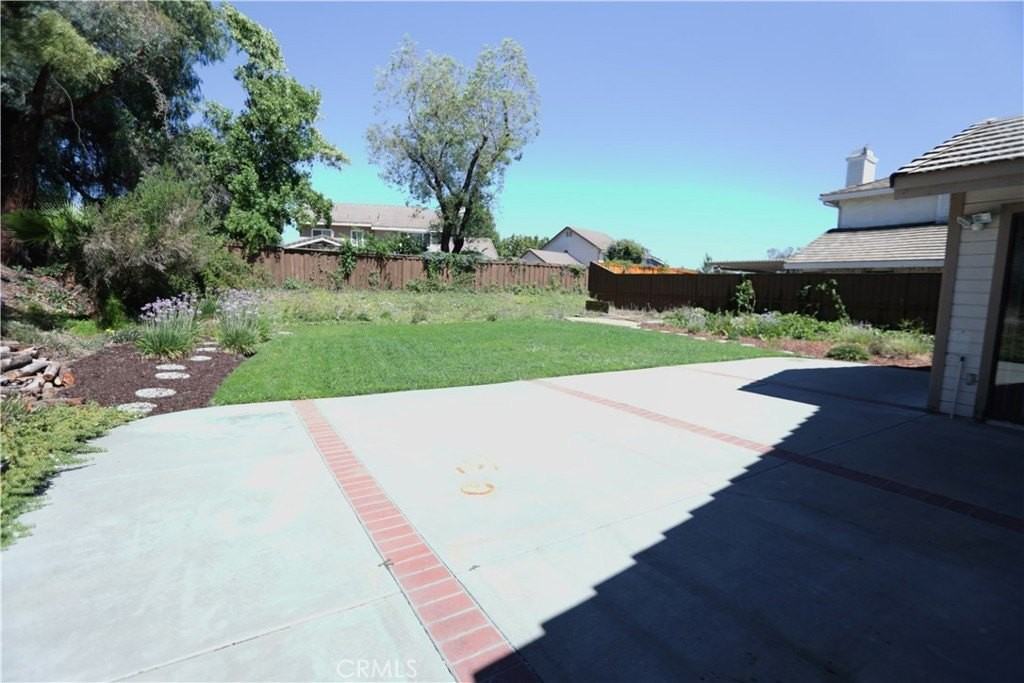 30288 Mersey Ct - Photo 5 of 22