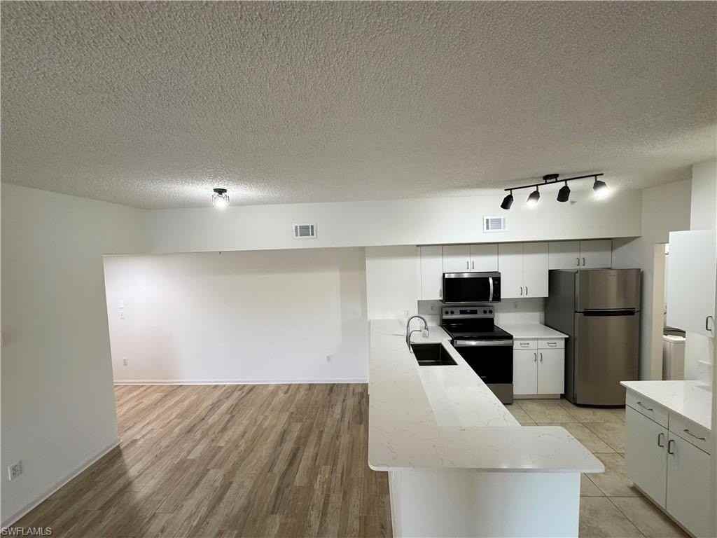 1830 Florida Club Cir #4304 - Photo 5 of 40