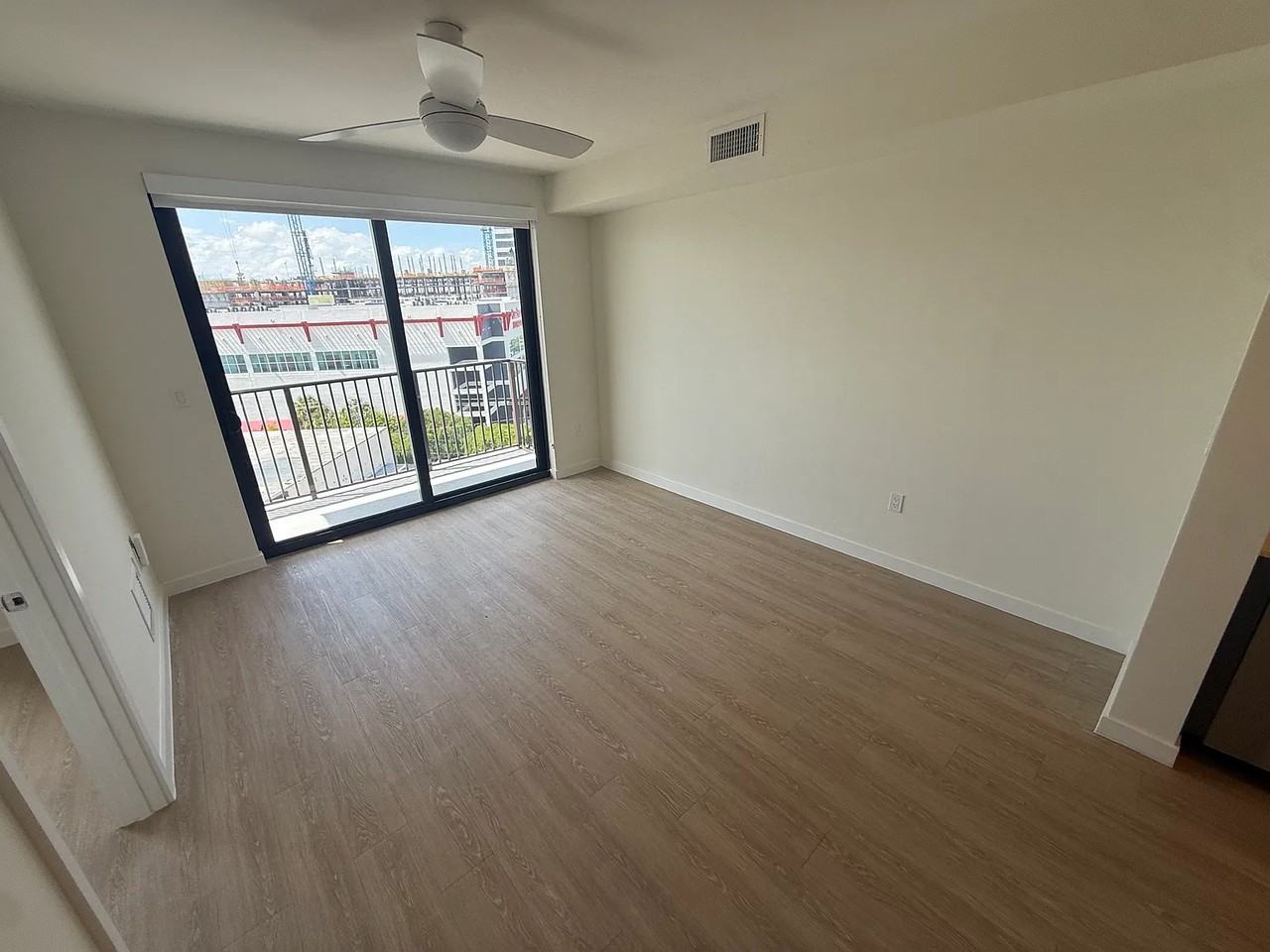 2505 Ne 193rd St #1110 - Photo 7 of 7