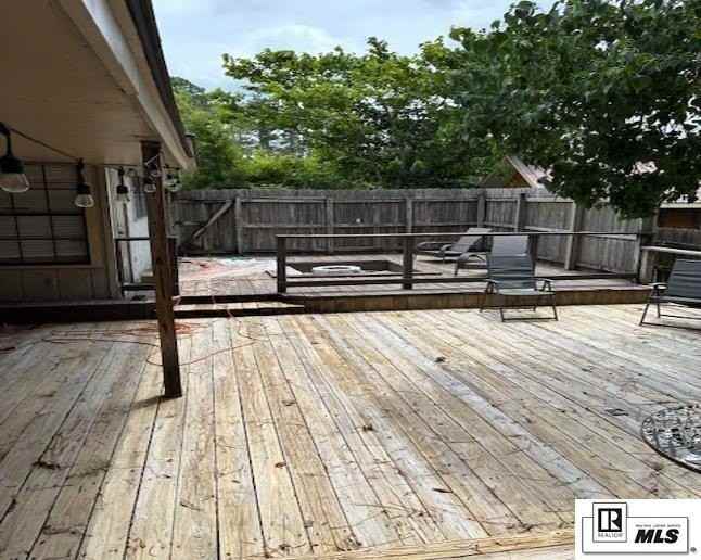119 Pinewood Dr - Photo 3 of 5