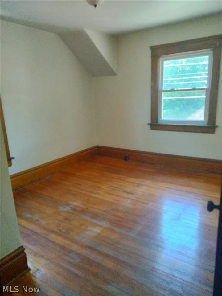 949 W Exchange St - Photo 6 of 10