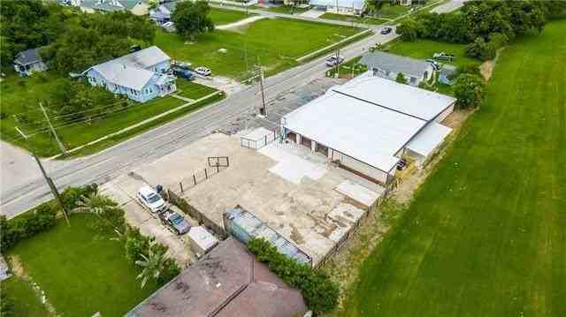 15520 River Rd - Photo 3 of 26