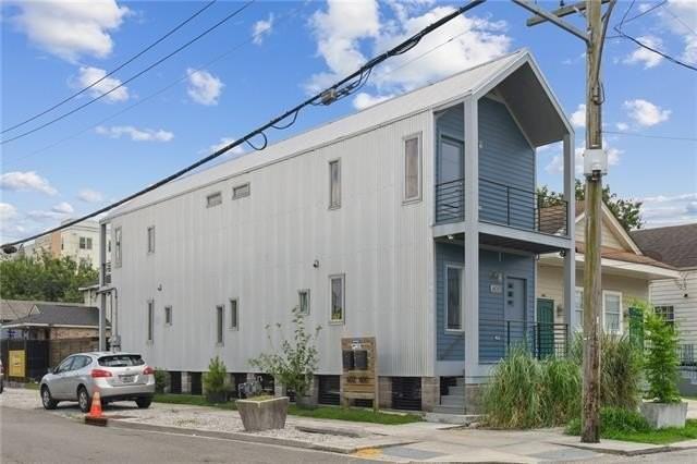 600 S Cortez St - Photo 2 of 25