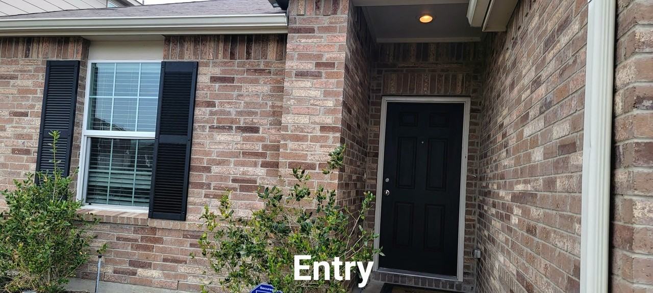 1609 Lone Pine Dr - Photo 4 of 22