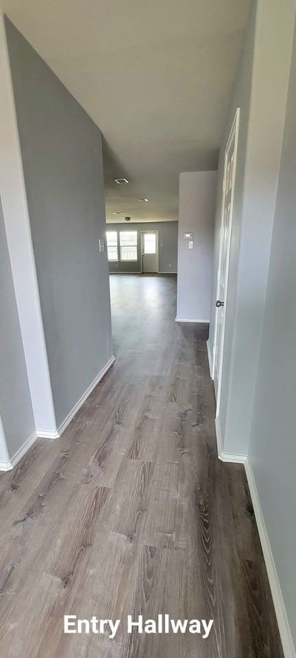 1609 Lone Pine Dr - Photo 6 of 22