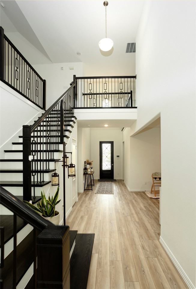 1308 Porizek Pl - Photo 2 of 17