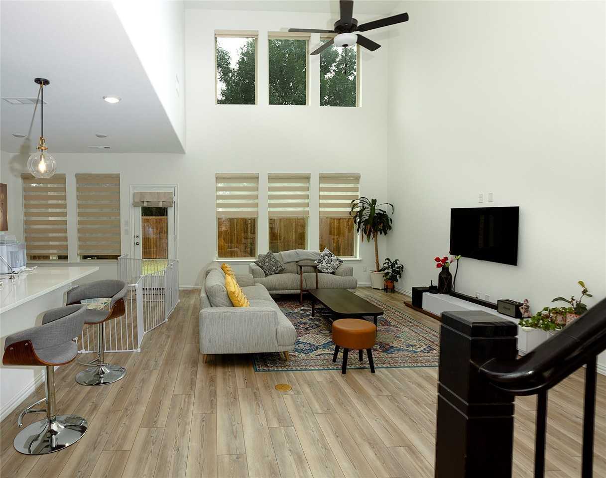 1308 Porizek Pl - Photo 3 of 17