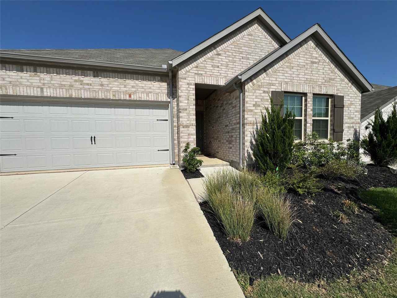 3613 Monte Carlo Ln - Photo 3 of 21