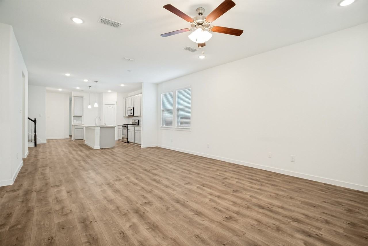 2506 Sun Grove Rd - Photo 4 of 28