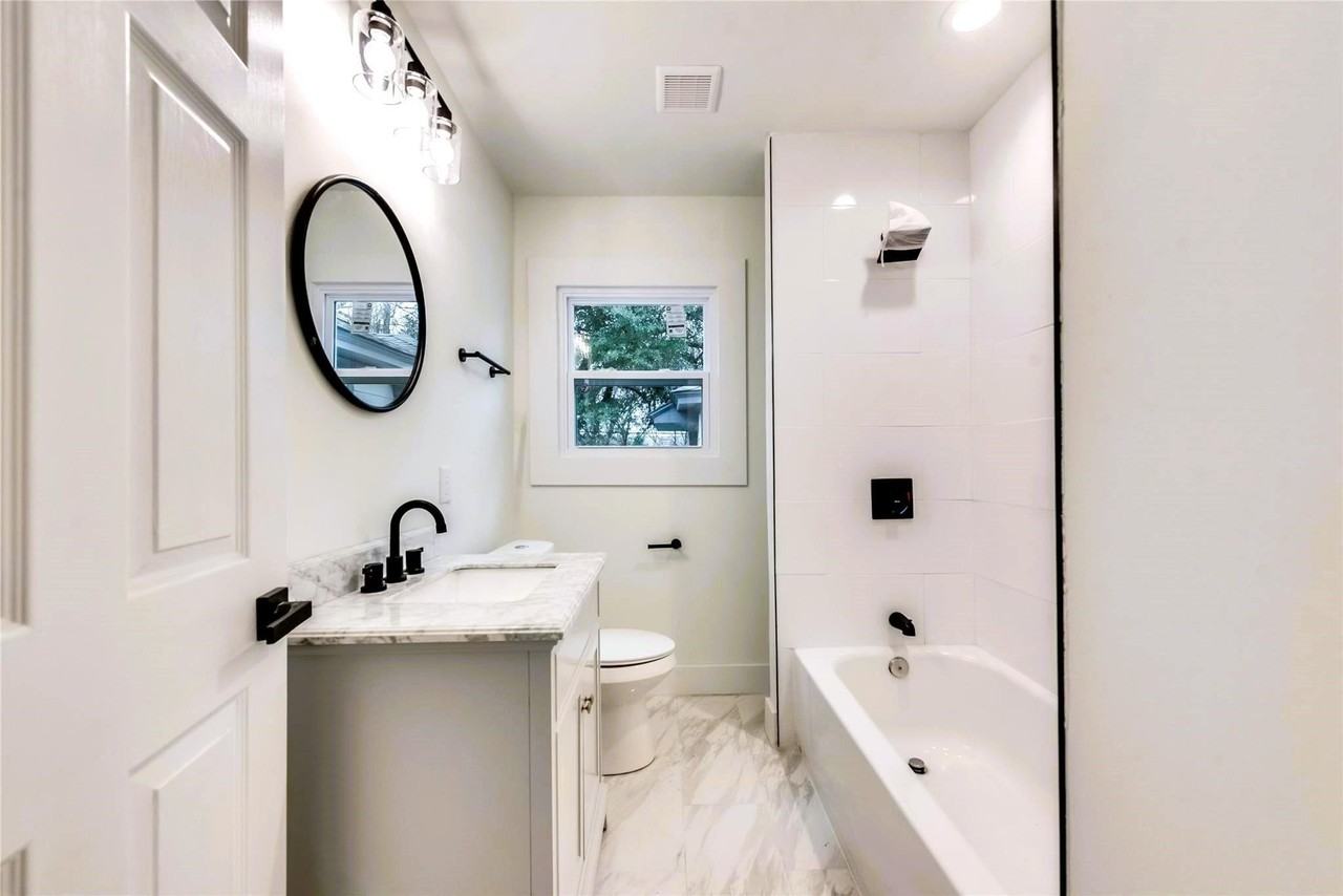 1411 Arborvitae Ave - Photo 6 of 11