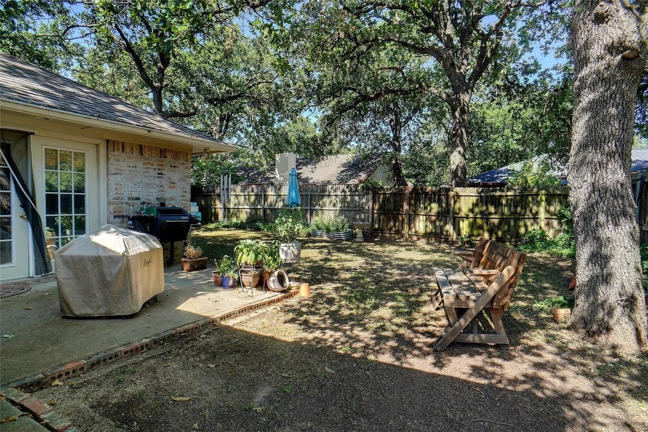 1417 Copper Ridge St - Photo 4 of 18