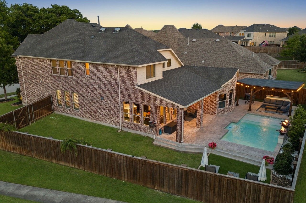 7909 Bonham Cv - Photo 3 of 33