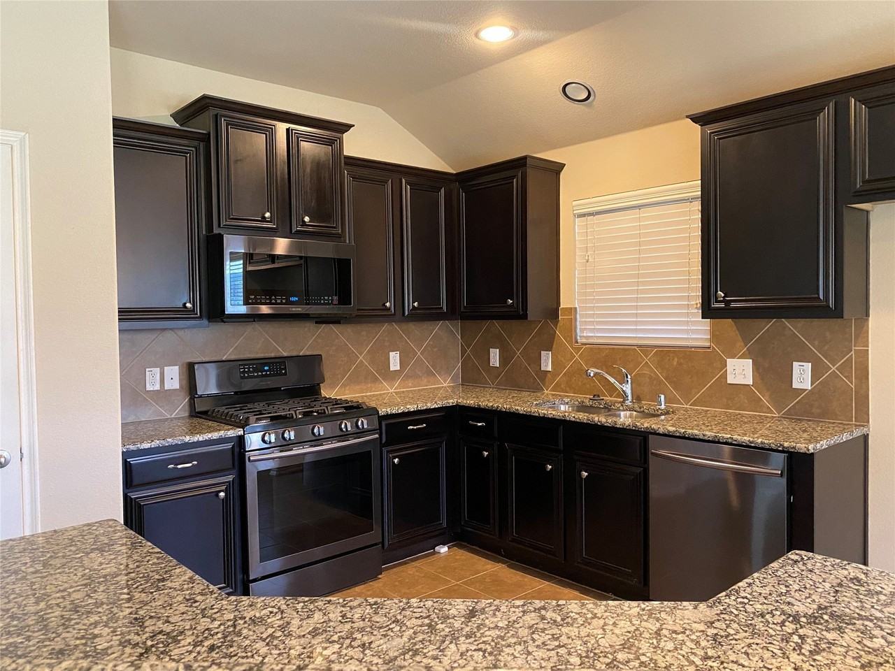 848 Lake Forest Trl - Photo 2 of 16