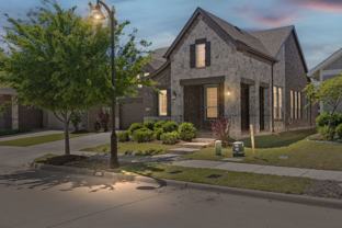 2201 Laguna Dr - Photo 1 of 1