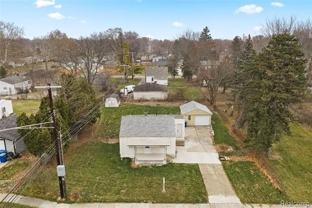 21118 Wellington Ave - Photo 1 of 1
