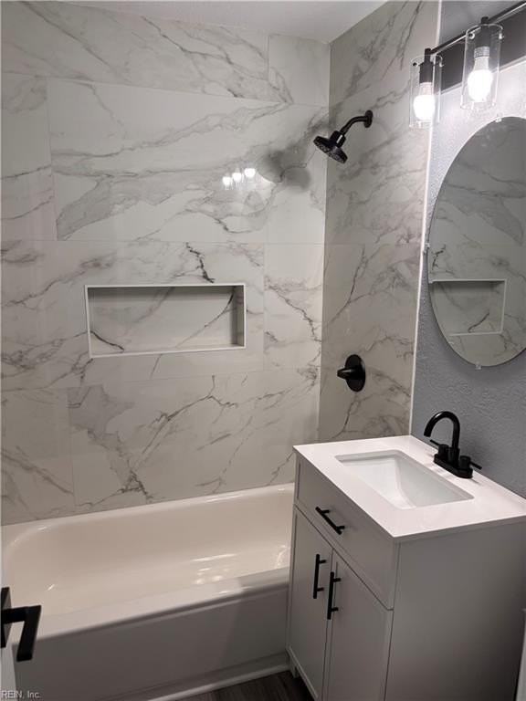 2335 Courtney Ave - Photo 6 of 11