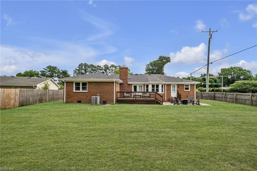 5601 Albright Dr - Photo 5 of 49