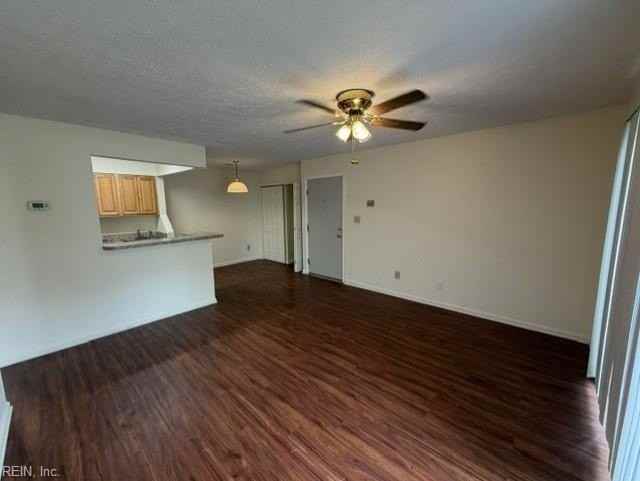 8 Wells Ct - Photo 2 of 16