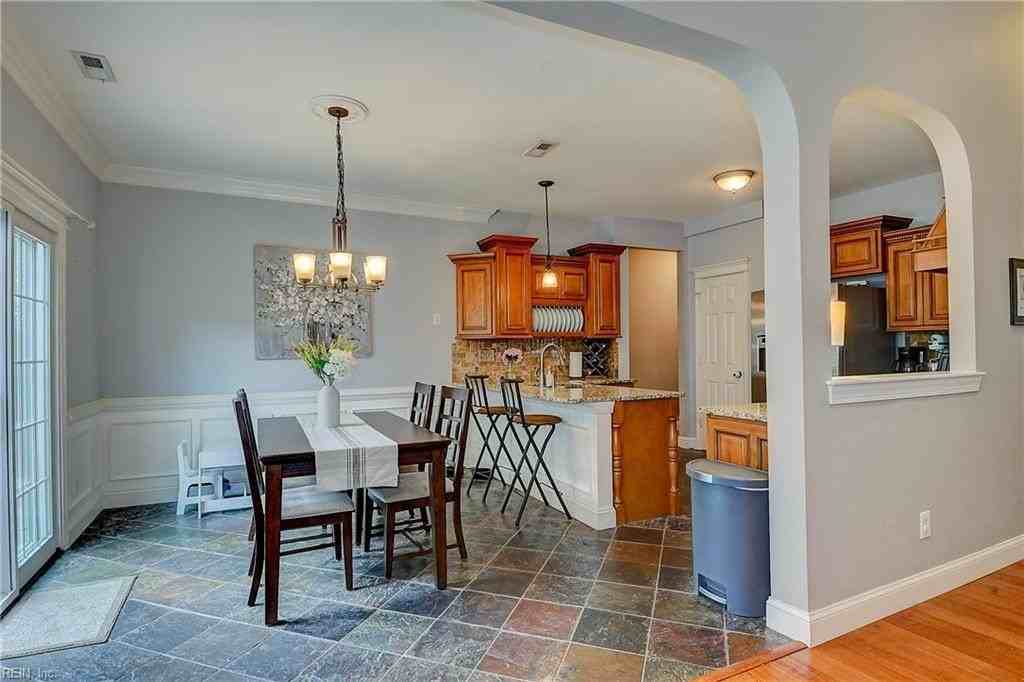 1864 Somersby Ln - Photo 7 of 35