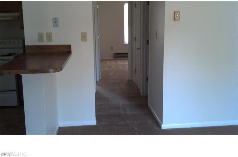 9643 Beaumont St #C - Photo 5 of 11
