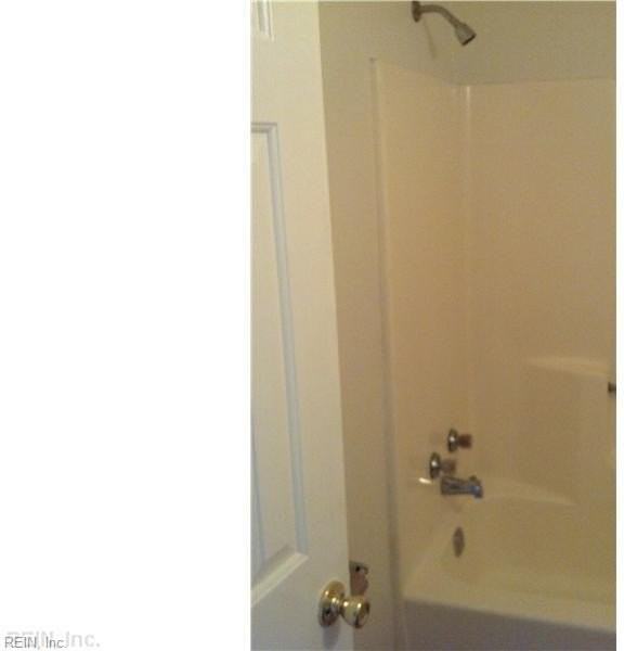 9643 Beaumont St #C - Photo 6 of 11