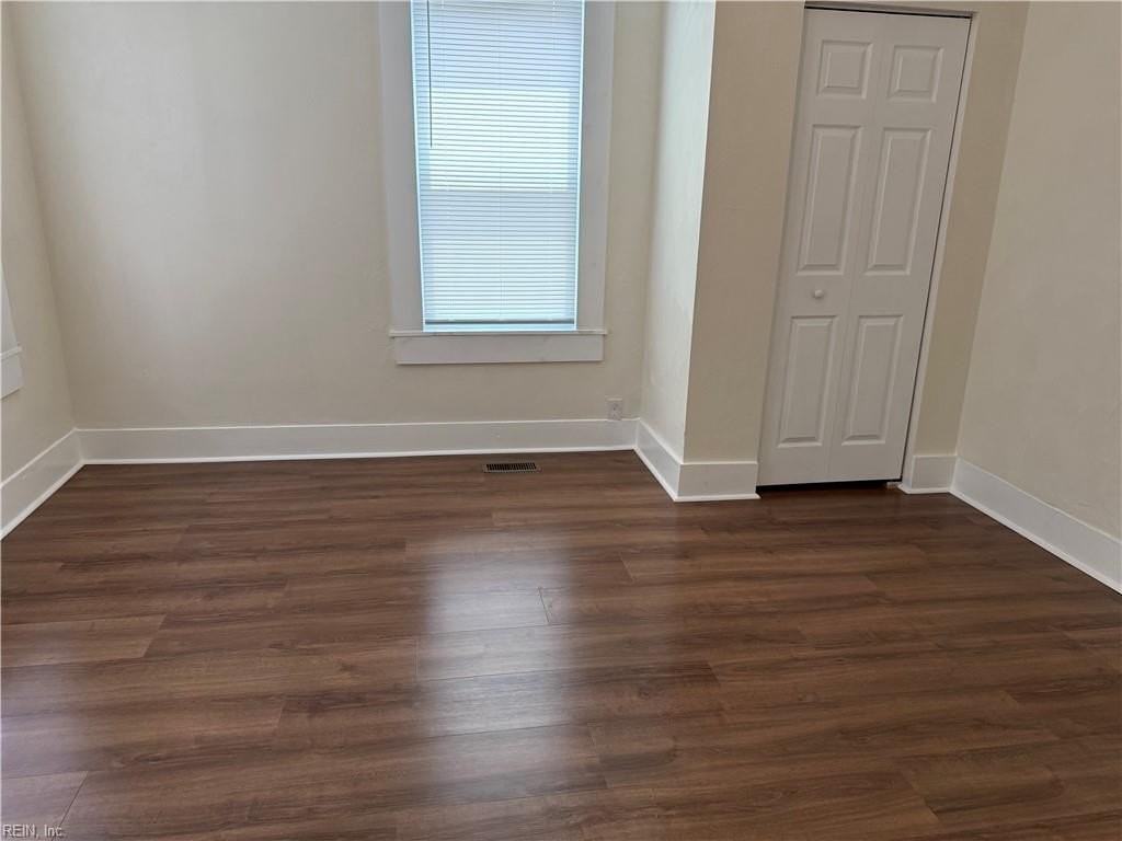 431 Appomattox St #1 - Photo 3 of 15
