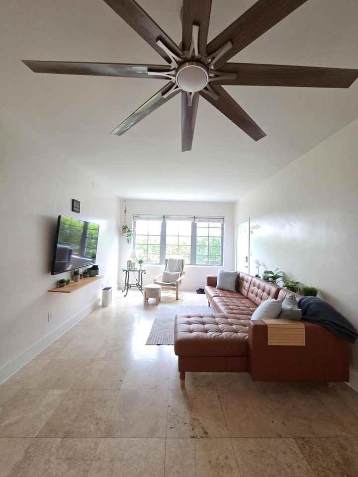 1045 Lenox Ave #6 - Photo 5 of 14