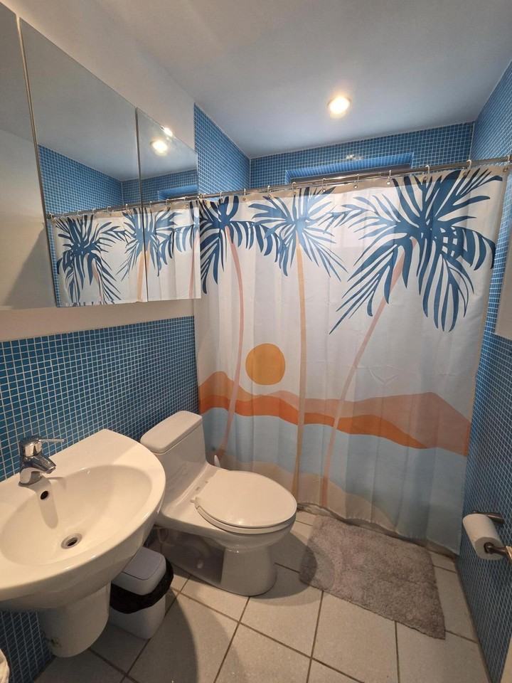 1045 Lenox Ave #6 - Photo 6 of 14