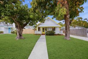 featured image of 1021 S N St
