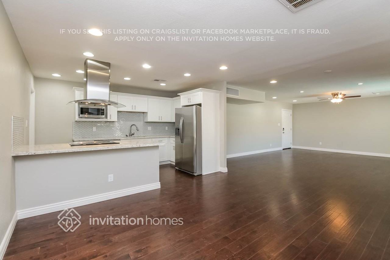 8516 E Cambridge Ave - Photo 5 of 22