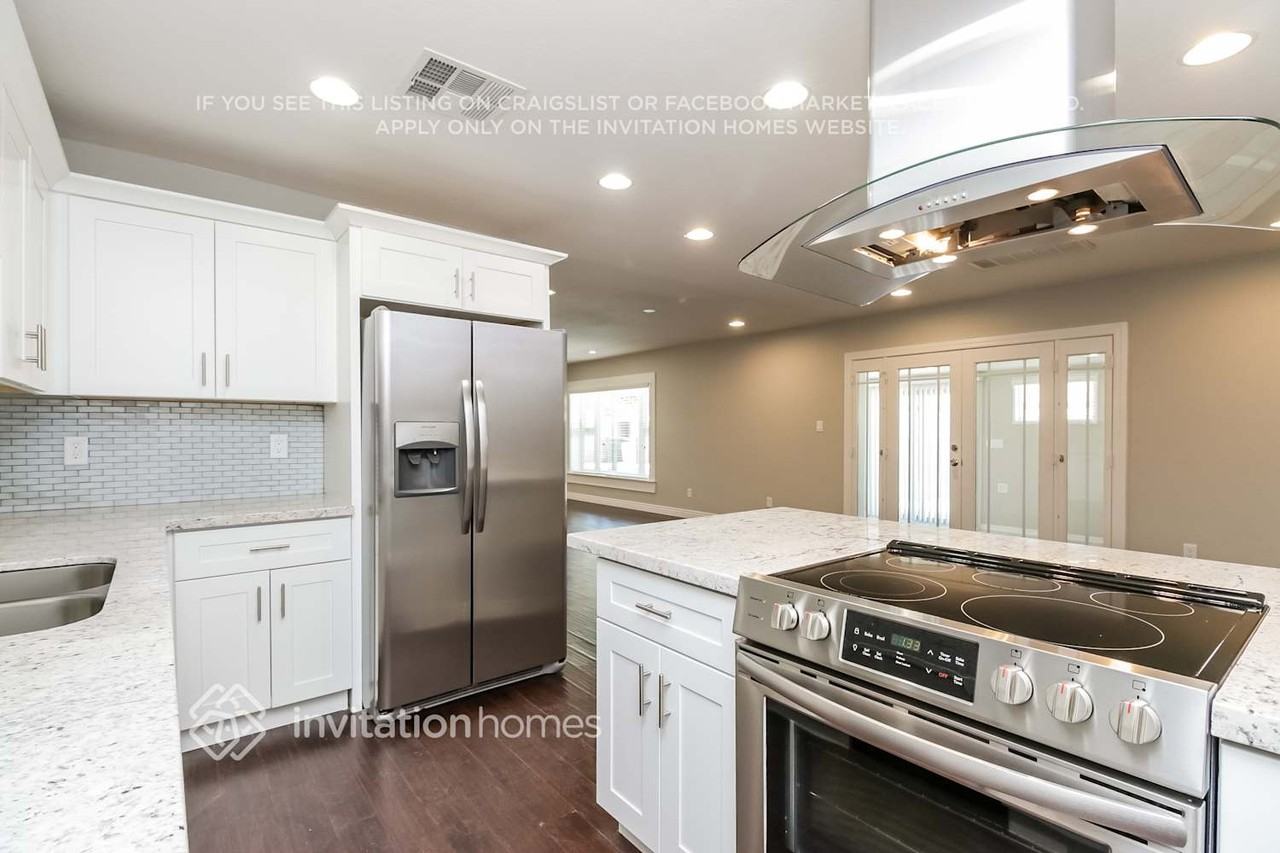 8516 E Cambridge Ave - Photo 7 of 22