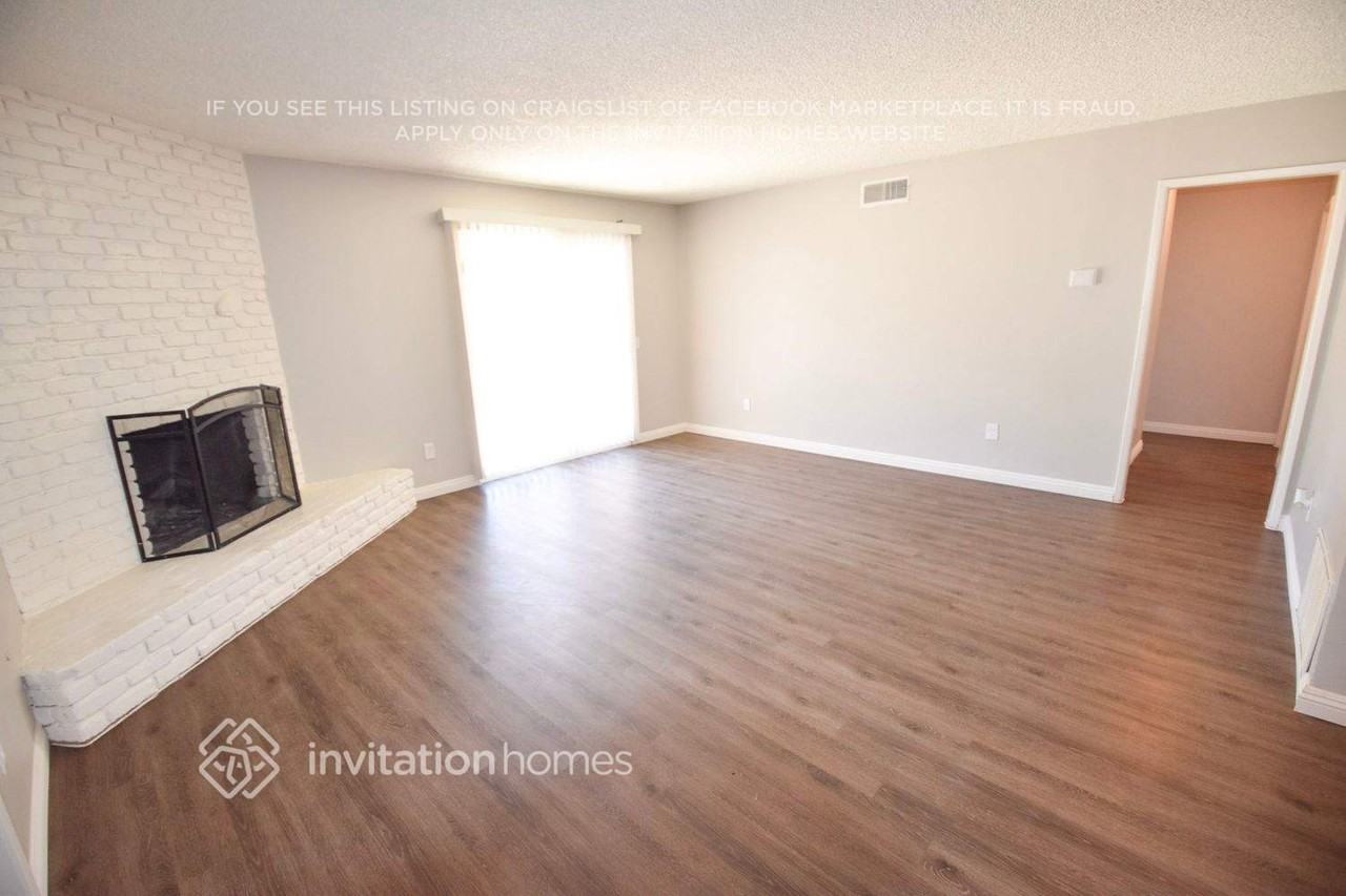 4378 Santee Pl - Photo 3 of 9