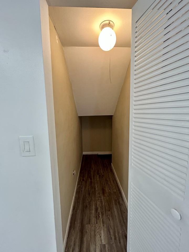 4606 Cherry Rd - Photo 4 of 18