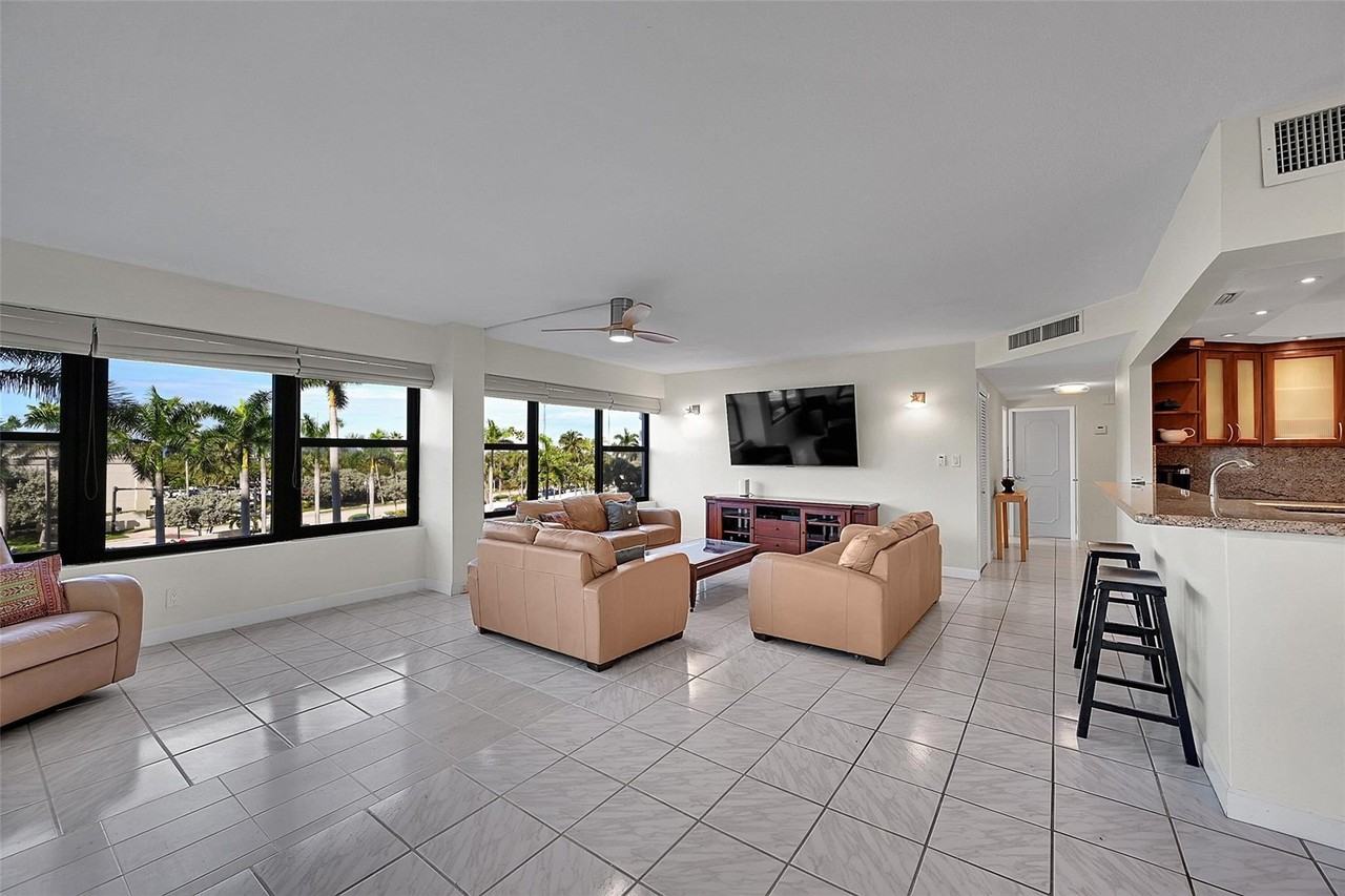 3800 Galt Ocean Dr #311 - Photo 4 of 24