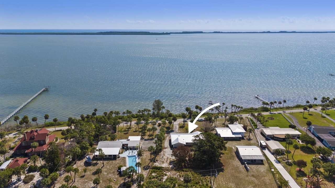 4003 S Indian River Dr