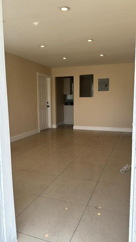 3734 Avenue S - Photo 2 of 13